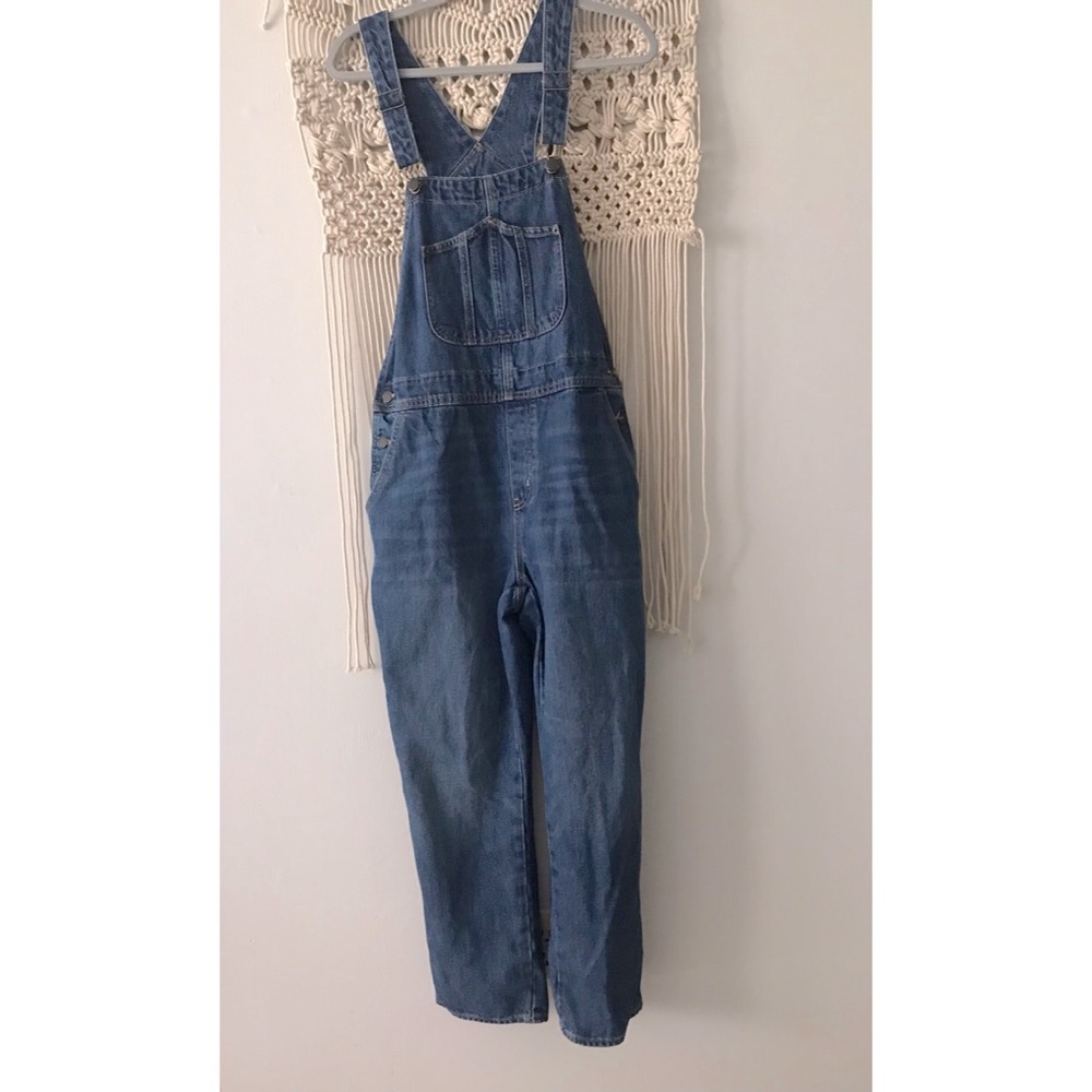 Old navy, like new, denim overalls!